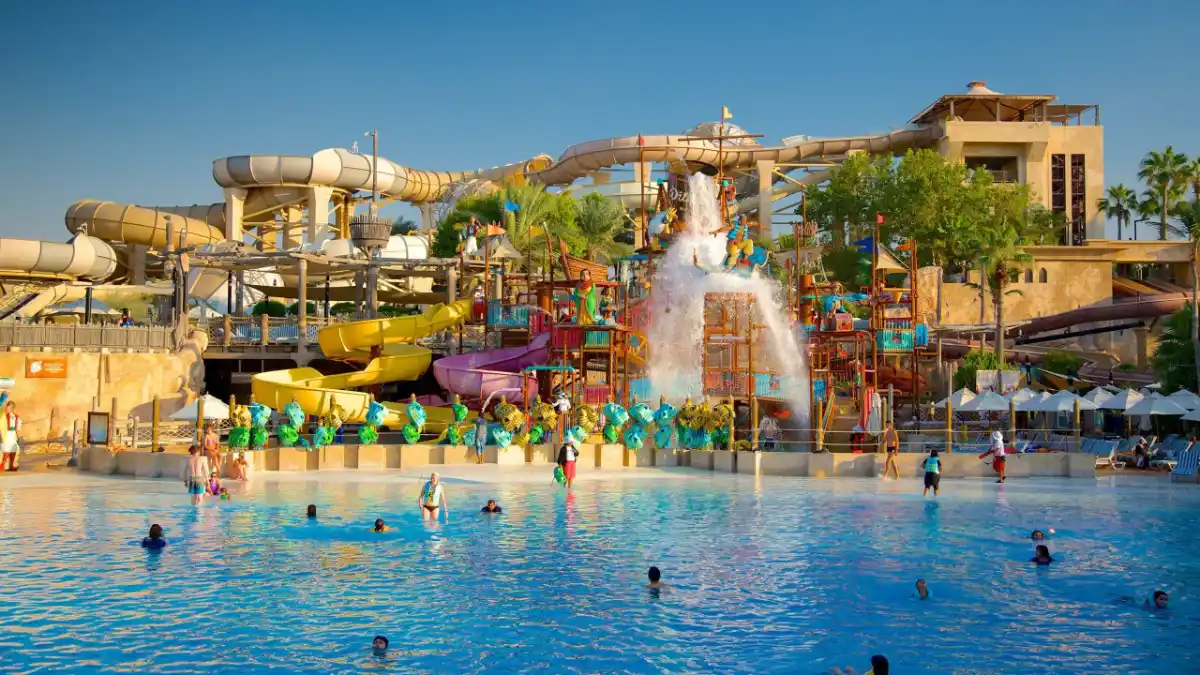 Familienaufregung im Wild Wadi Park