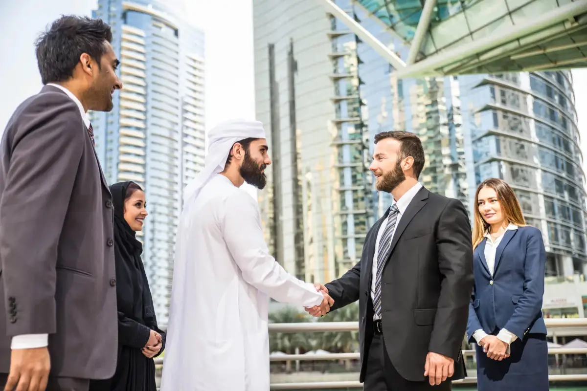مدة صلاحية وتجديد تأشيرة العمل في دبي