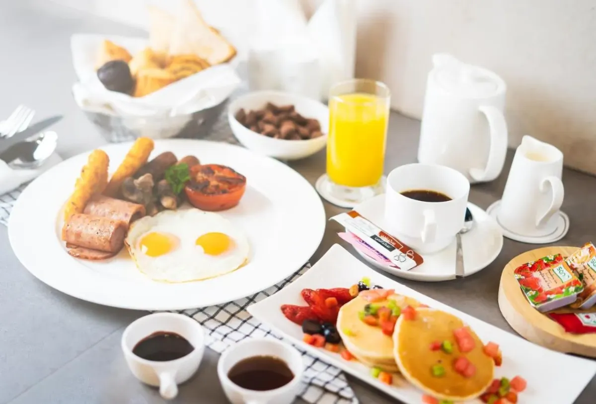 مطاعم وأطعمة فندق الخوري سكاي جاردن